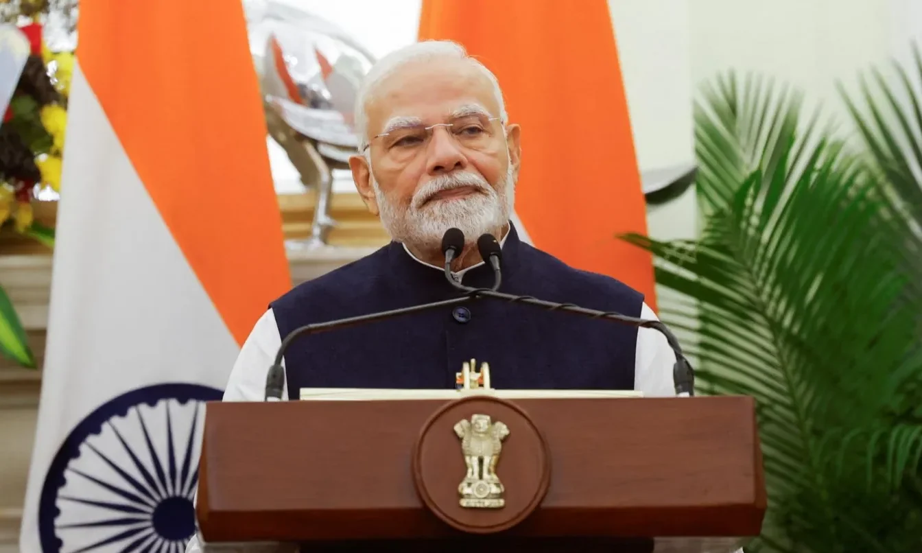 You are currently viewing Digital Arrest: पीएम मोदी ने ऑनलाइन धोखाधड़ी के खिलाफ चेतावनी दी
